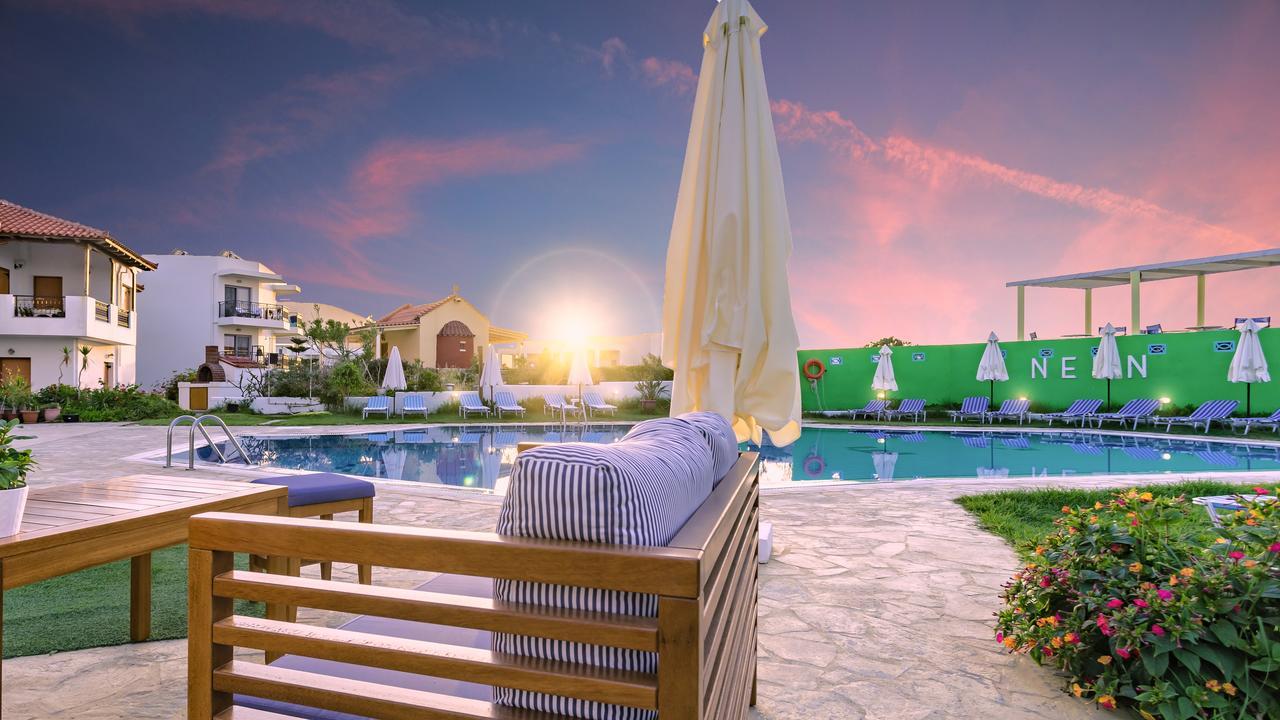 Neon Hotel Сталида Экстерьер фото